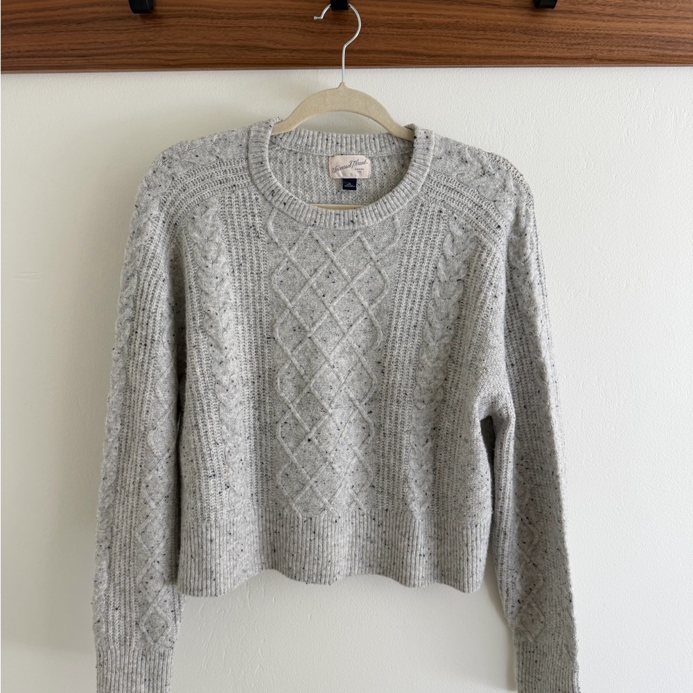 Universal Thread Light Gray Cable Knit Sweater